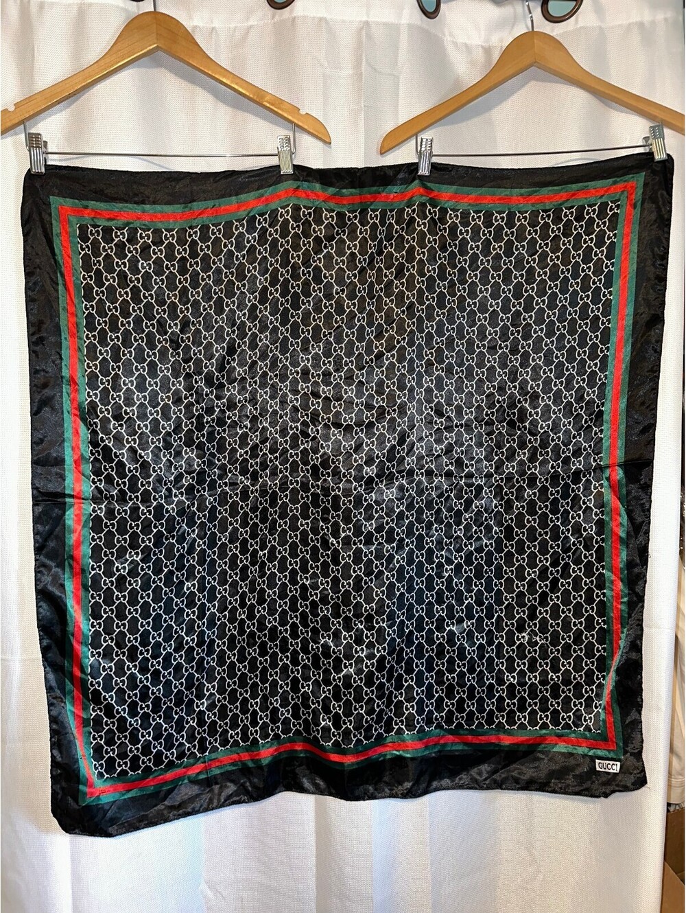 Authentic Gucci GG monogram 100% silk square scarf (carré)